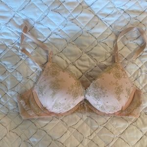 Victoria’s Secret Bra